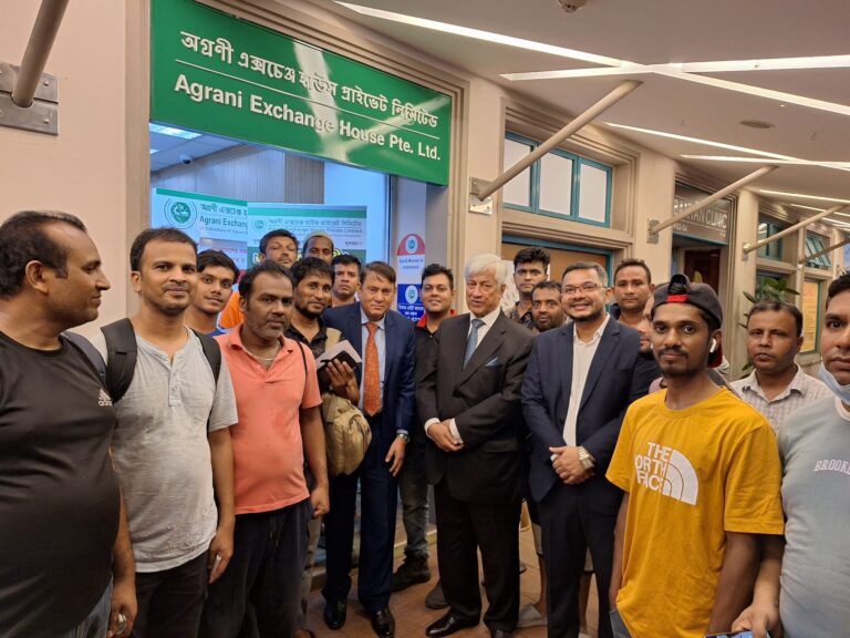 Hon'ble Chairman and MD Sir during Branch Visit
